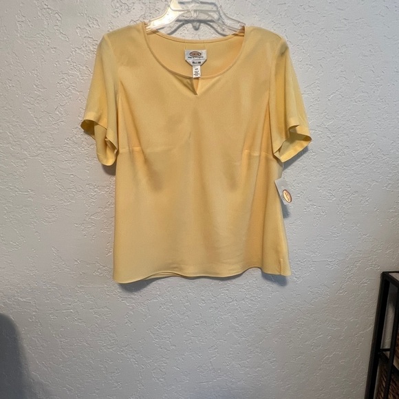 New Talbots pure silk blouse - Picture 3 of 7